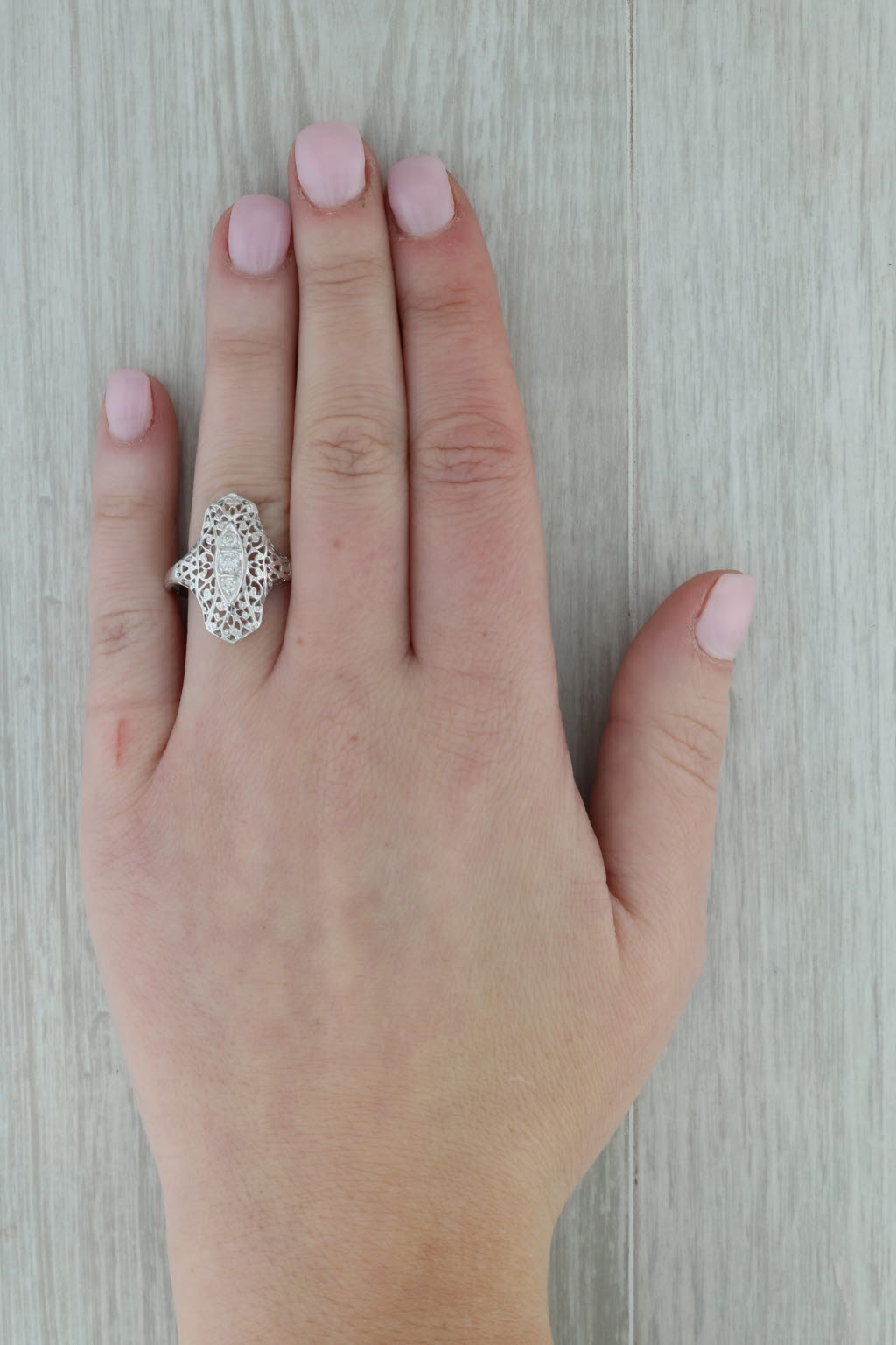 Dark Gray Vintage 0.12ctw Diamond 3-Stone Filigree Ring 18k White Gold Size 9.5