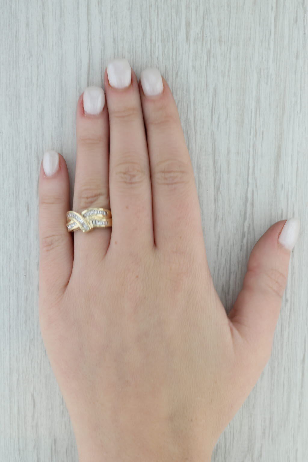 Gray 0.42ctw Diamond Knot Bypass Ring 14k Yellow Gold Size 6.25