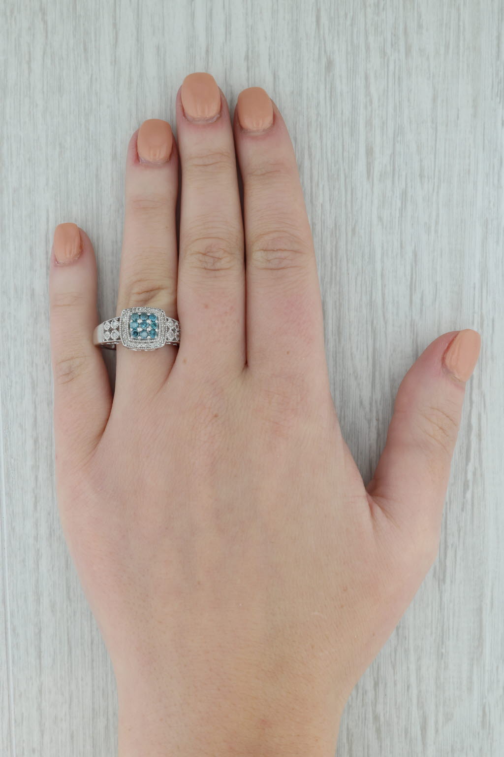 Dark Gray 0.36ctw Blue White Diamond Cluster Halo Ring 10k White Gold Size 9.25