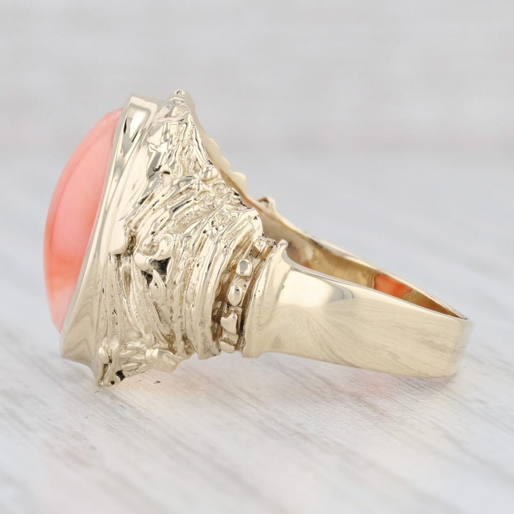 Light Gray Coral Oval Cabochon Solitaire Ring 14k Yellow Gold Size 9.25