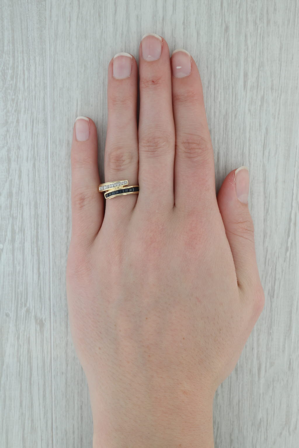 Dark Gray 0.79ctw Blue Sapphire Diamond Bypass Ring 14k Yellow Gold Wedding Stackable Band