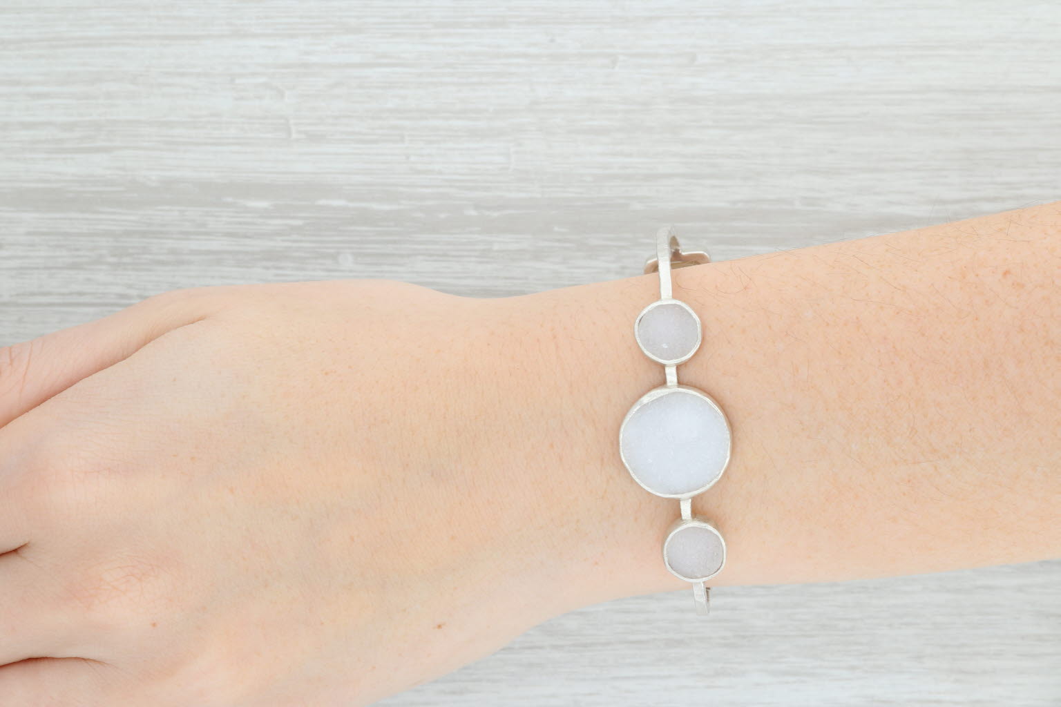 Light Gray New Nina Nguyen Sand Druzy Quartz Bangle Bracelet Hammered Sterling Silver