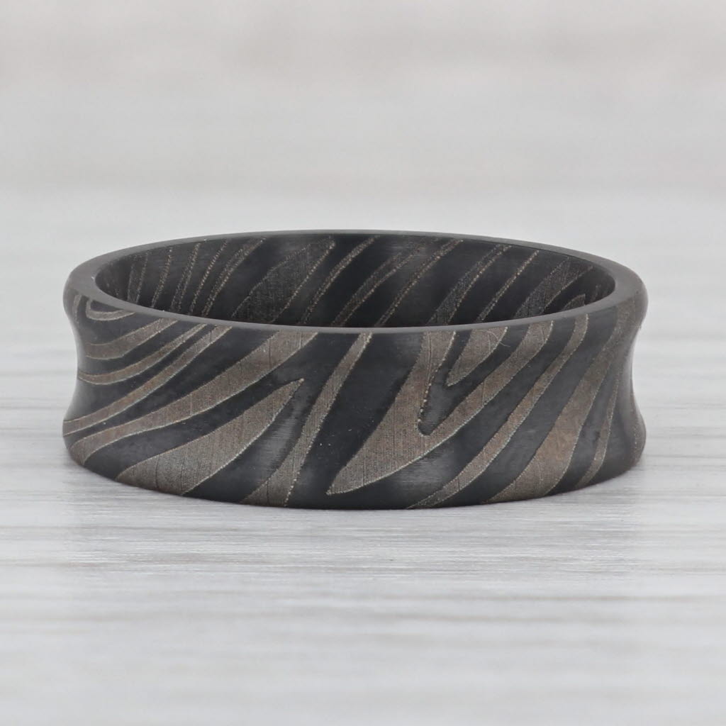 Light Gray New 2-Toned Patterned Black Titanium Ring Size 10 Men's Wedding Band