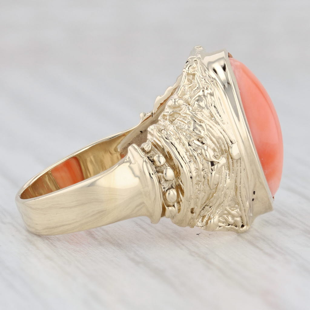 Light Gray Coral Oval Cabochon Solitaire Ring 14k Yellow Gold Size 9.25