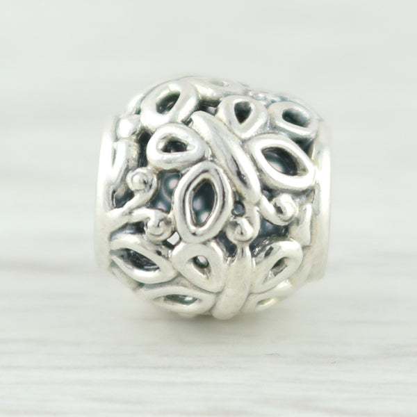 Light Gray New Authentic Pandora Openwork Butterfly Charm 790895 Sterling Silver