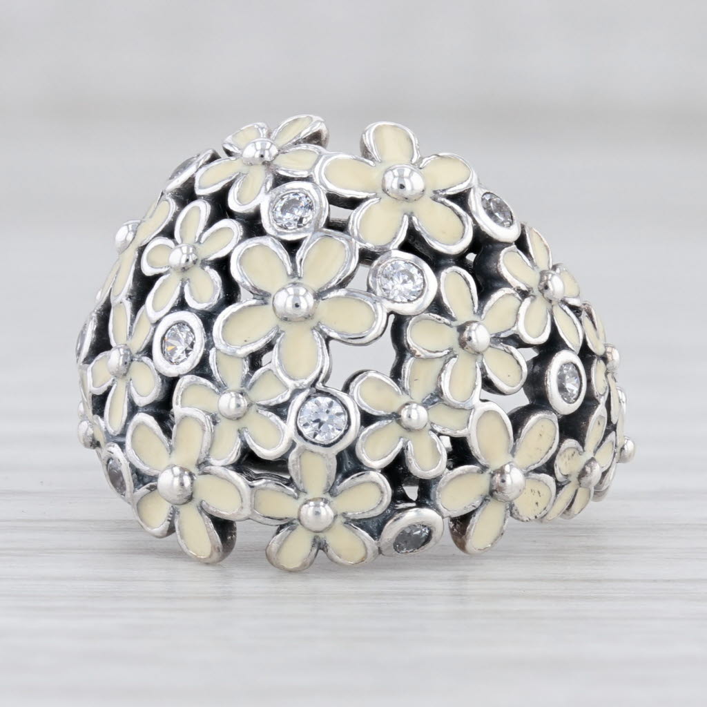 Light Gray New Authentic Pandora Darling Daisy Flower Ring Sterling 190936EN12 6 / 52