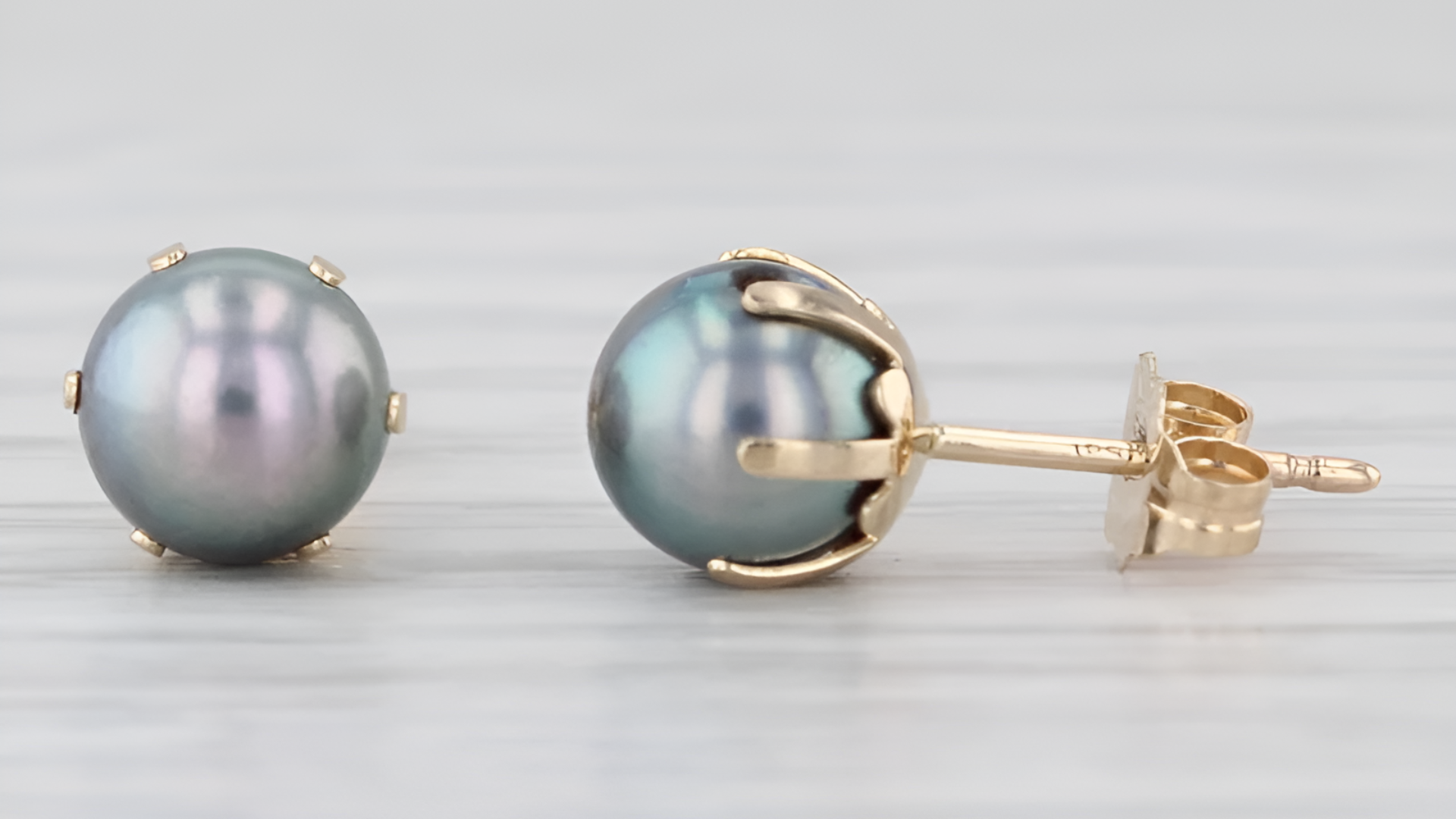 Understanding The Meaning of Pearl Colors