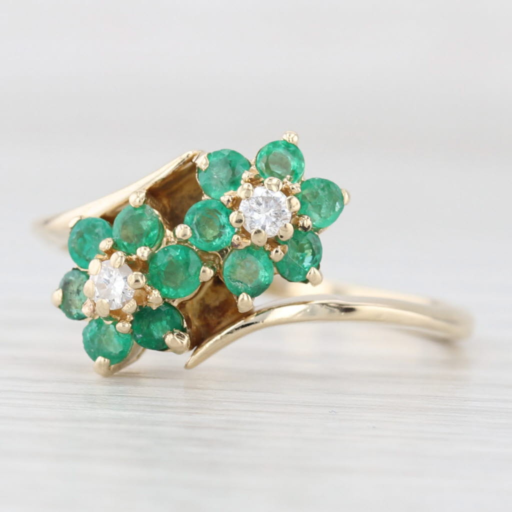 Light Gray 0.58ctw Emerald Diamond Flower Bypass Ring 14k Yellow Gold Size 8.5