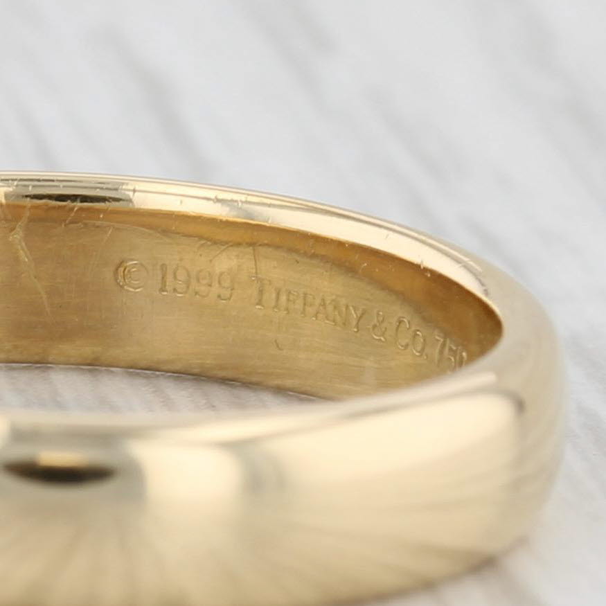 Light Gray Classic Tiffany & Co Wedding Band 18k Yellow Gold Size 8.25 Ring 1999 with Pouch