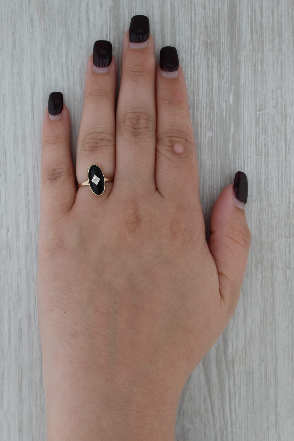 Vintage Onyx Diamond Signet Ring 10k Yellow Gold Size 6.25