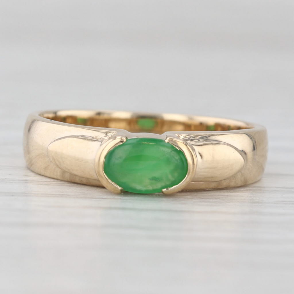 Light Gray Green Jadeite Jade Ring 14k Yellow Gold Oval Solitaire Size 5.5-5.75