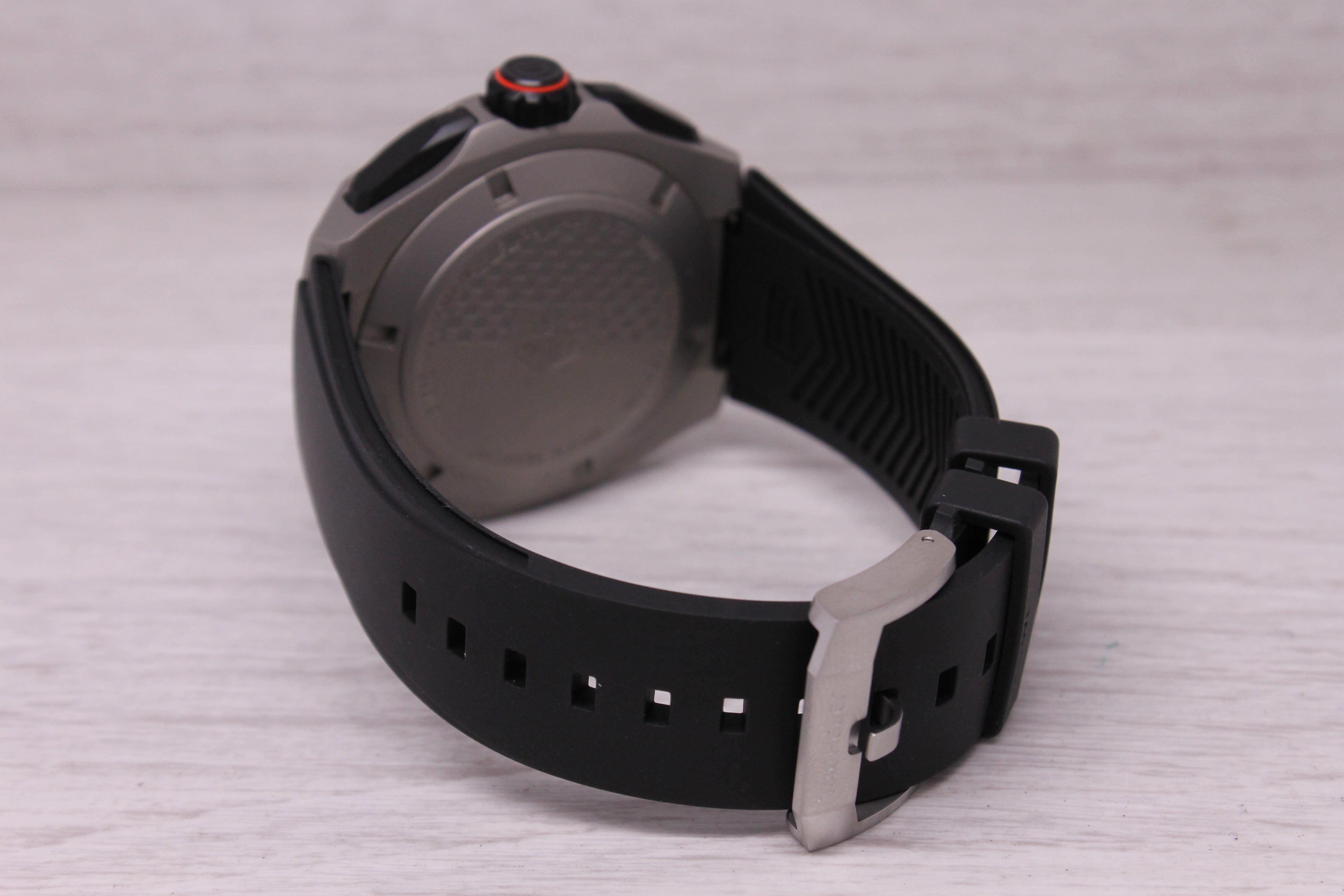 Tag Heuer Formula 1 Titanium 44mm Automatic Chronograph Watch Box Card CBZ2082
