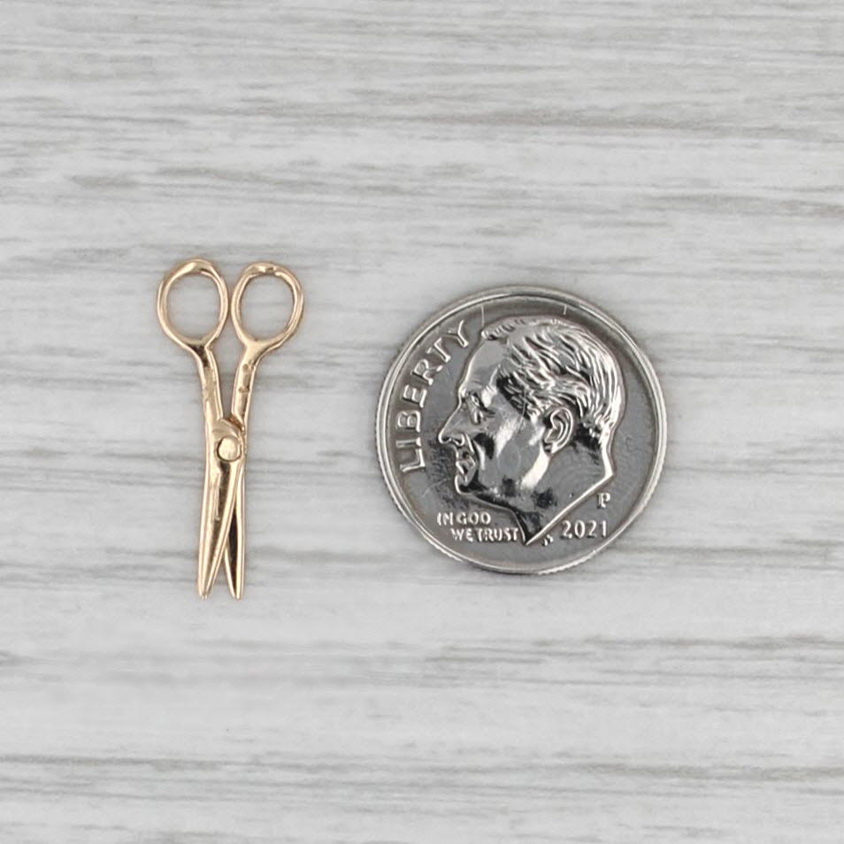 Vintage Scissors Charm 14k Yellow Gold Moves Small Pendant