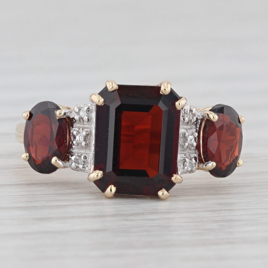 Light Gray 3.60ctw Garnet Diamond Ring 10k Yellow Gold Size 6 3-Stone