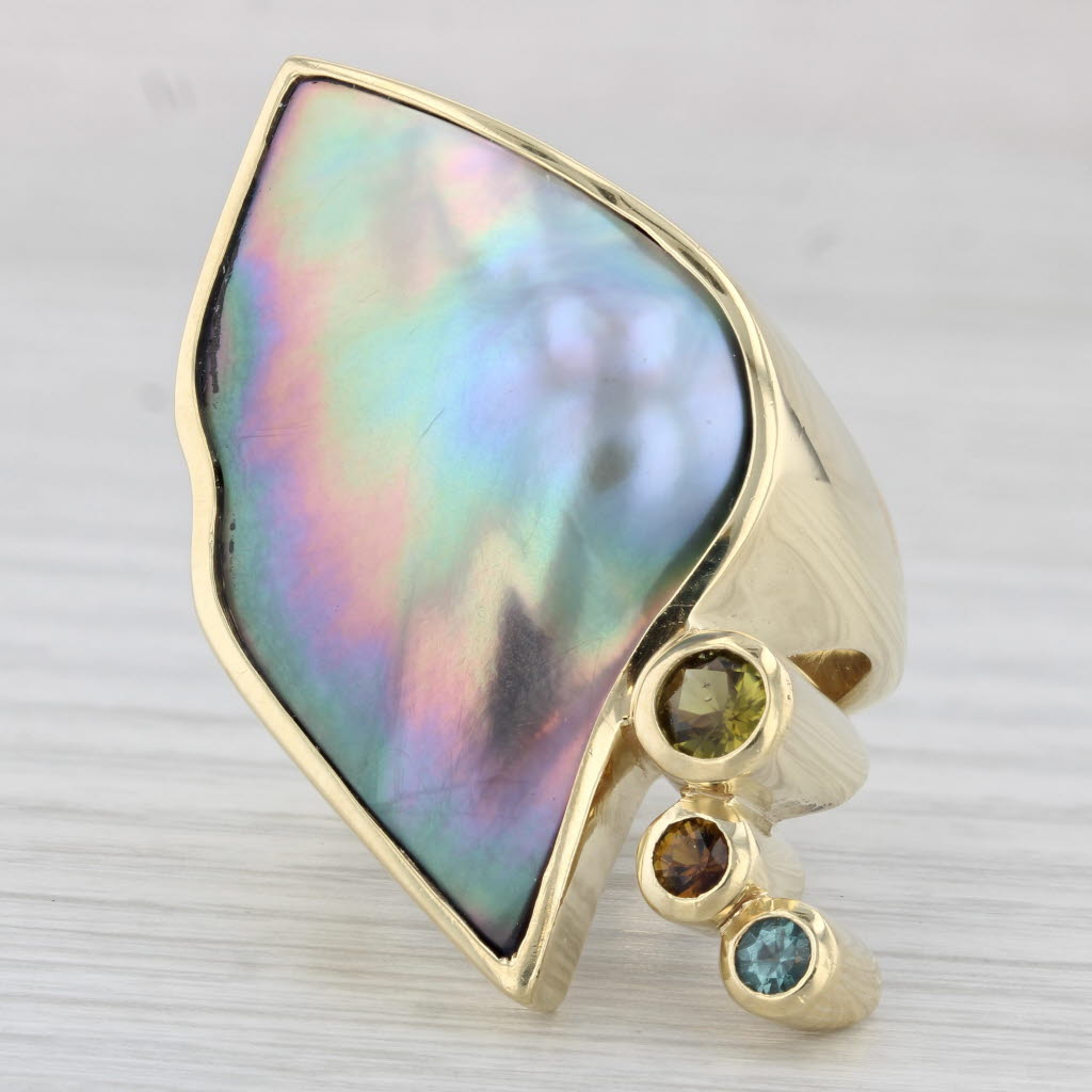 Light Gray Mother of Pearl Zircon Statement Ring 18k Yellow Gold Size 7.75 Cocktail