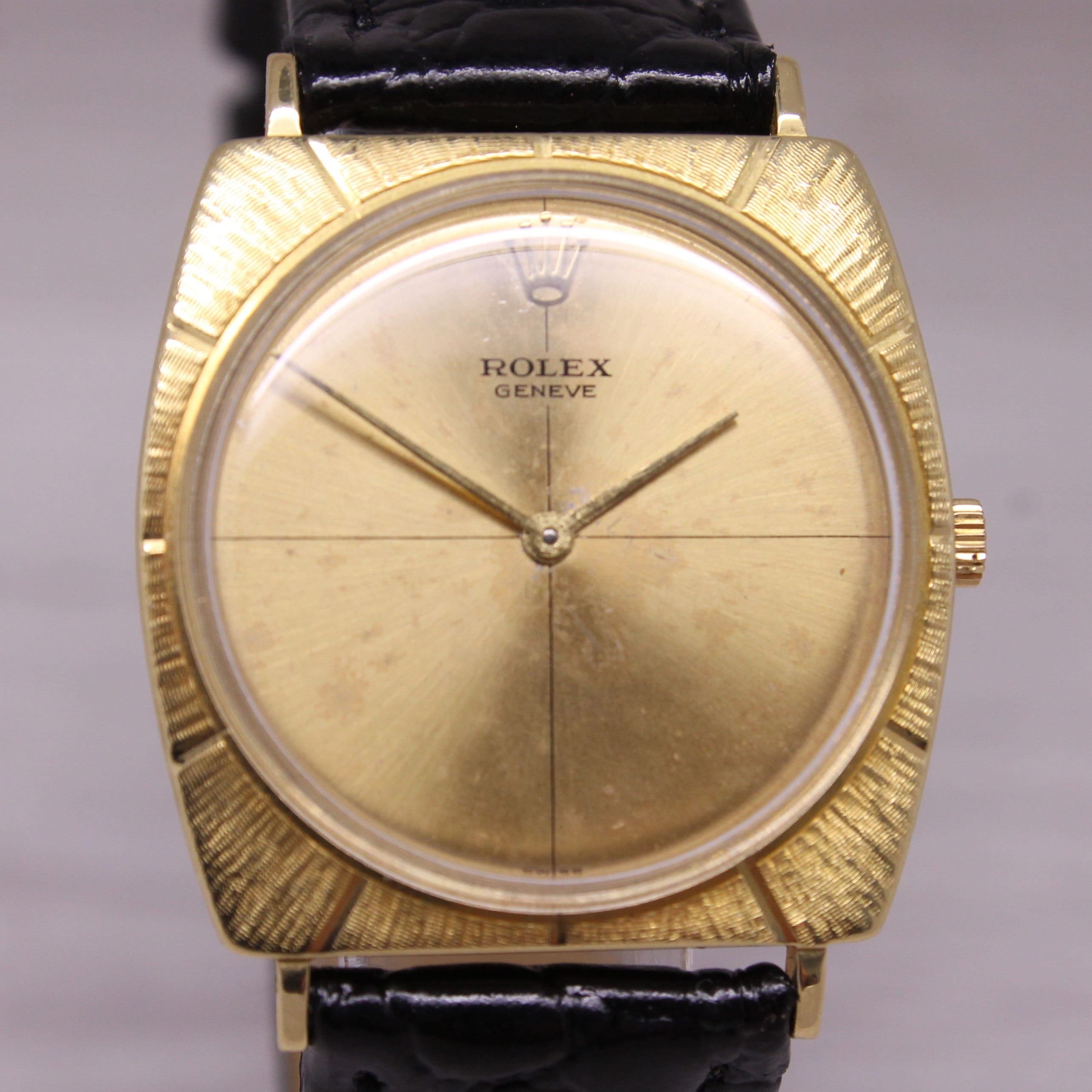 Vintage c1960's Rolex 18k Yellow Gold 29mm Midsize Manual Watch c.1600 ref.3715