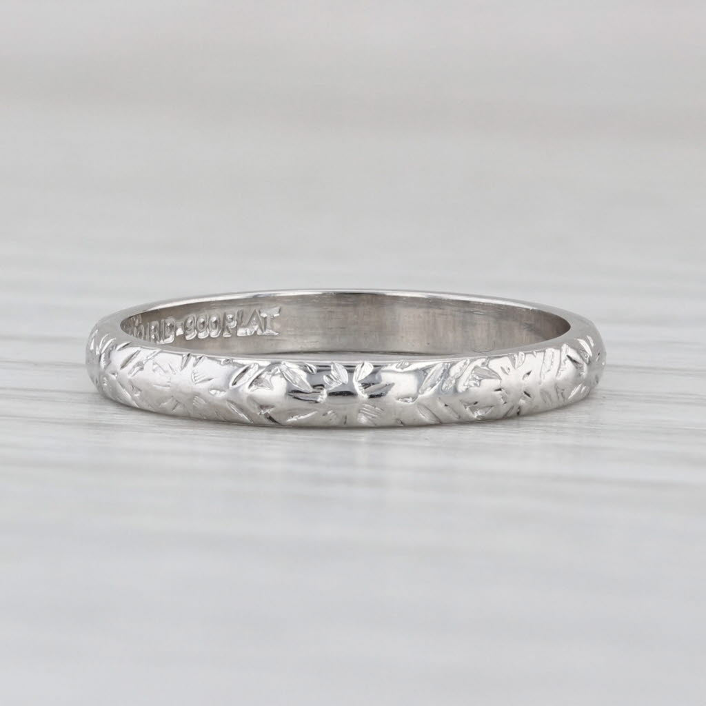Vintage Floral Engraved Wedding Band Platinum Stackable Ring Size 6