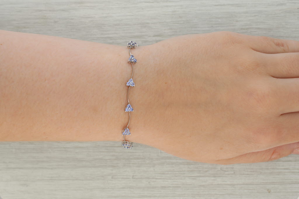 Rosy Brown 1.50ctw Tanzanite 14k White Gold Bar Link Bracelet