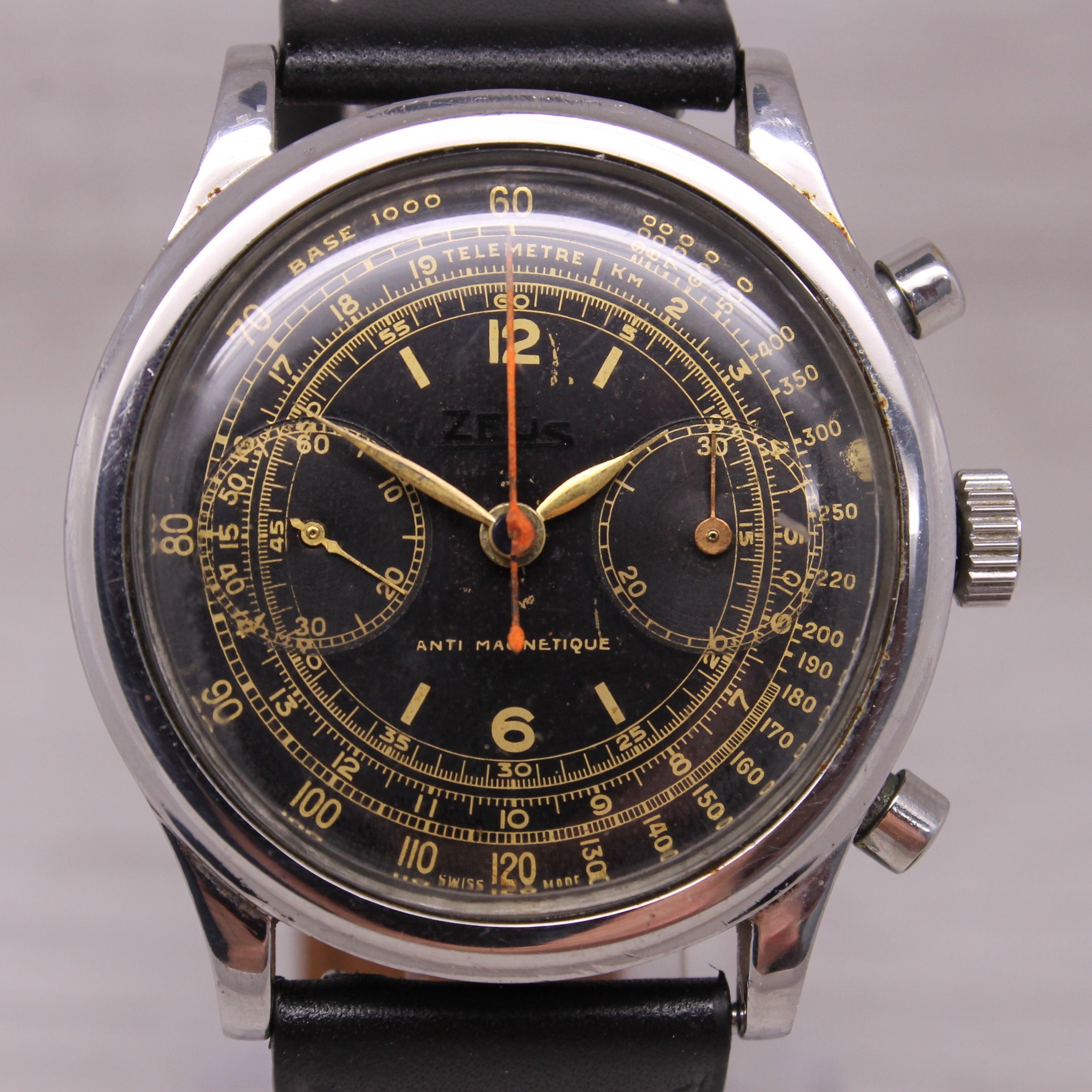 Vintage 1940s Zeus 38mm Steel Clamshell Chronograph Watch Black Dial Valjoux 22