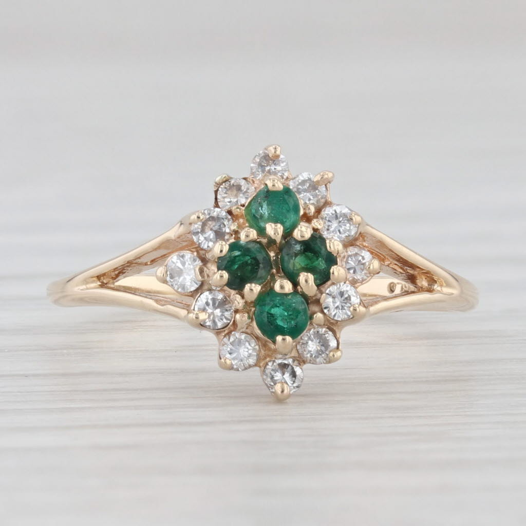 Light Gray 0.36ctw Emerald Diamond Cluster Ring 14k Yellow Gold Size 6.5