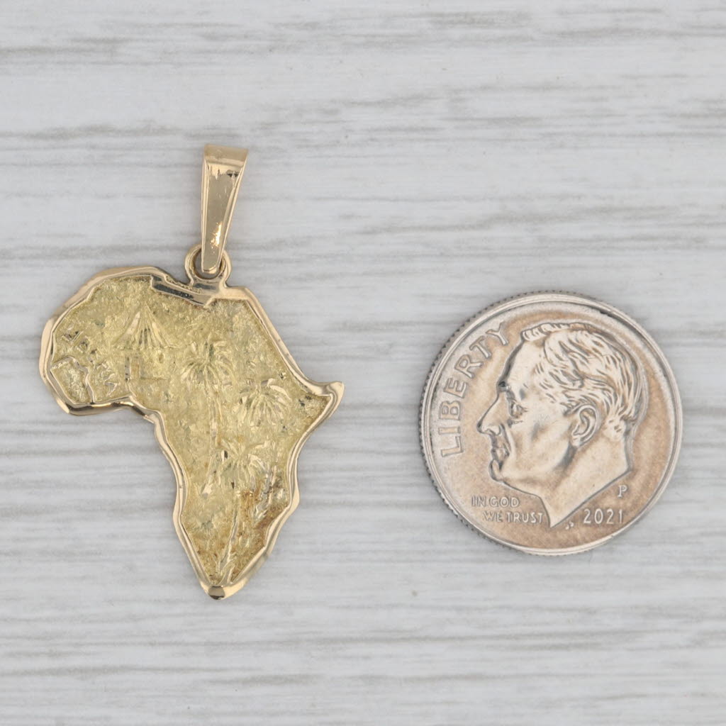 Gray Liberia Africa Pendant 18k Yellow Gold Trees Hut Design Charm