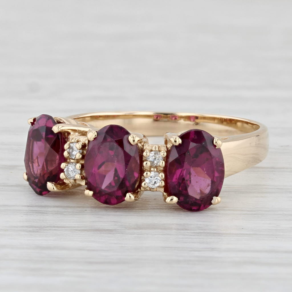 Light Gray 3.06ctw Oval 3-Stone Garnet Diamond Ring 14k Yellow Gold Size 7.25