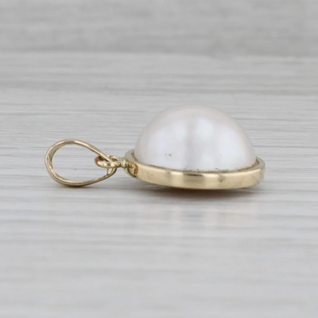 Gray Half Round Mabe Pearl Solitaire Pendant 14k Yellow Gold