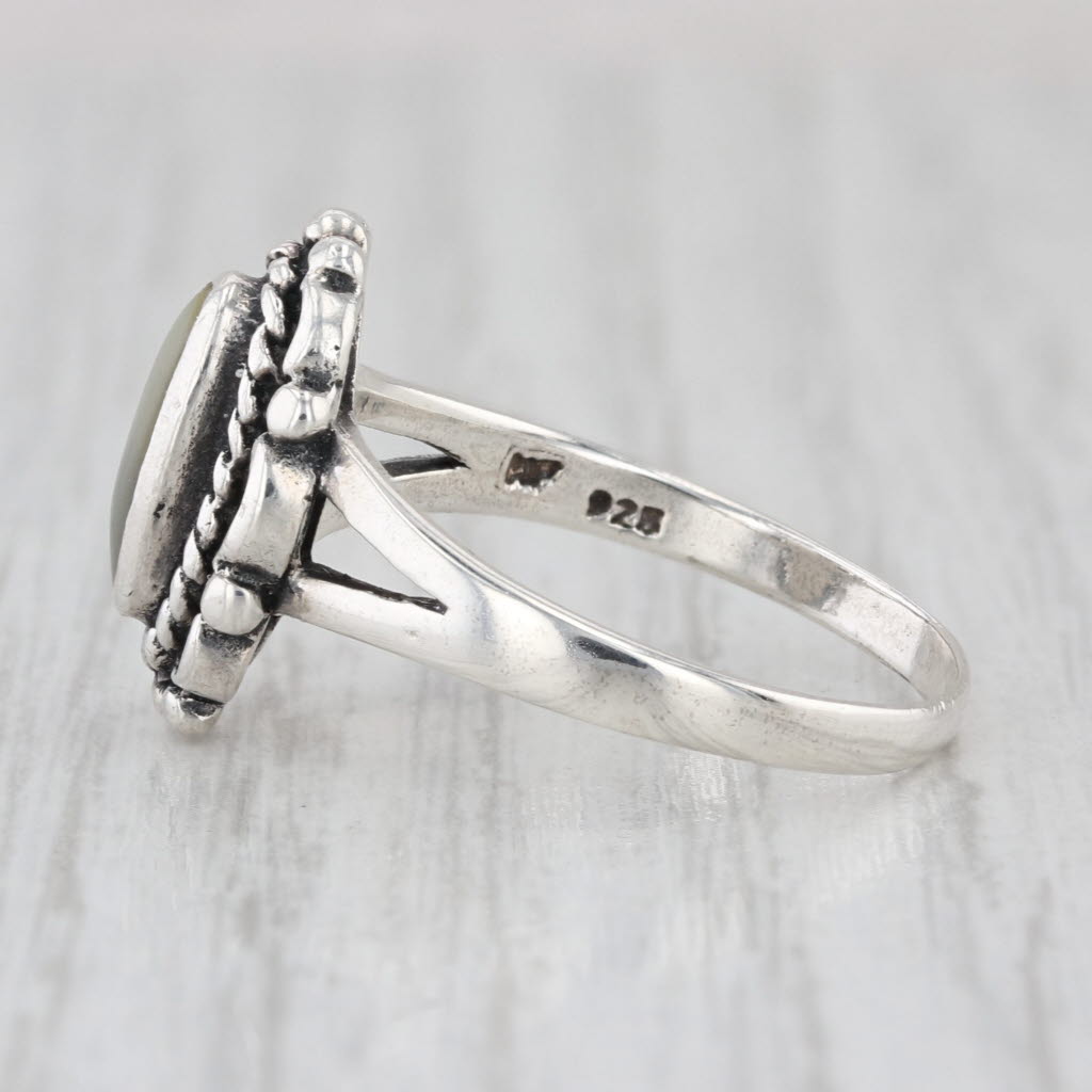 Vintage Southwestern Mother of Pearl Ring Sterling Silver Size 8.25