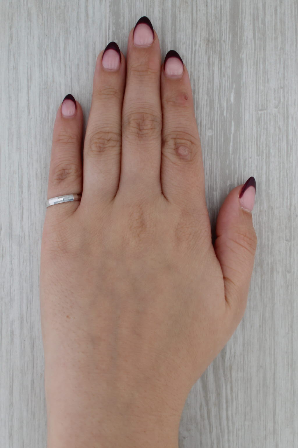 Beveled Band Ring 14k White Gold Size 5 Stackable Wedding Band