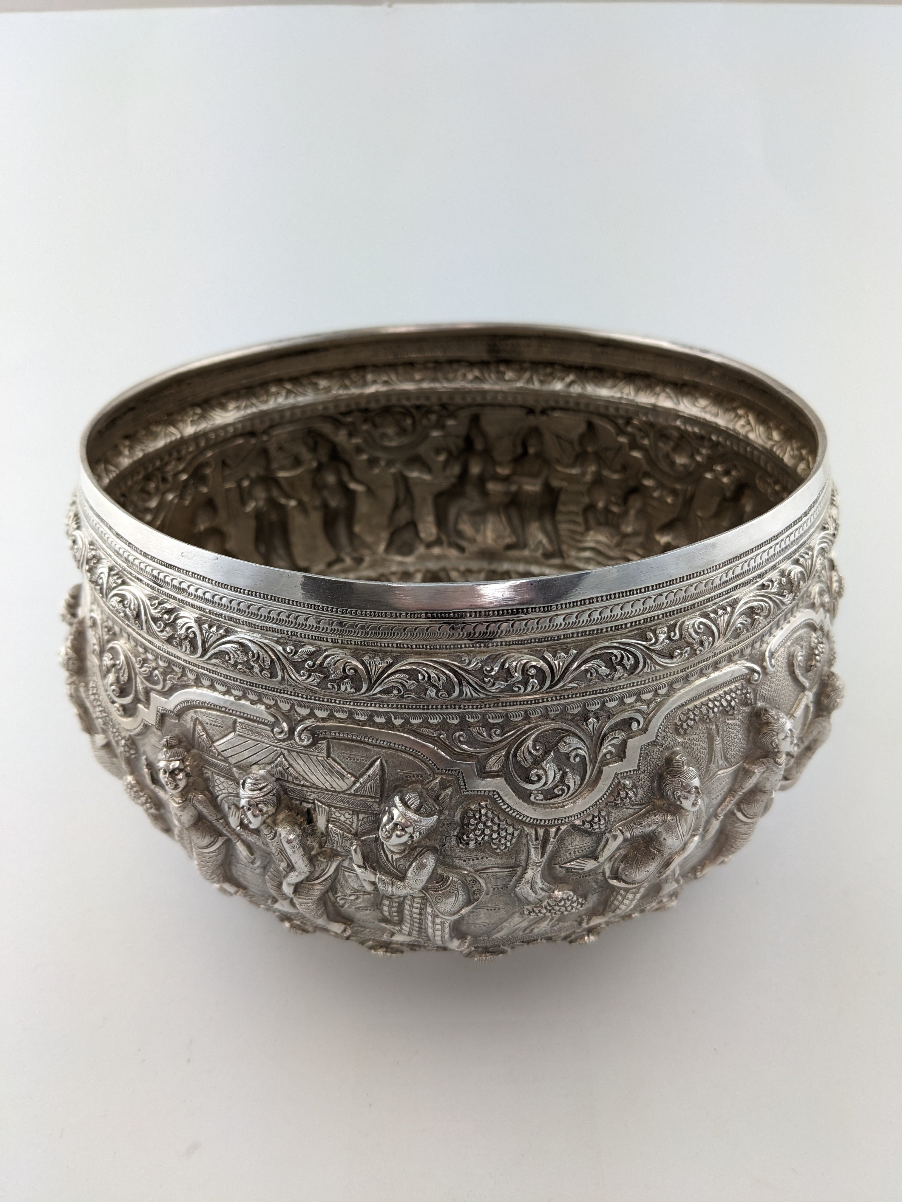 Light Gray Vintage Figural 950 Silver Large Bowl Repousse Myanmar Burma Handmade Asian