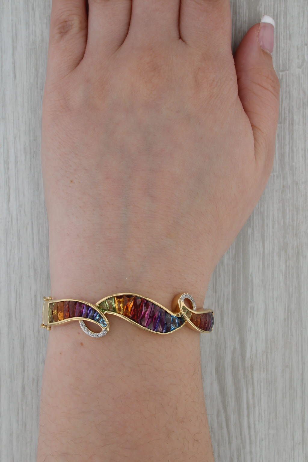 Bellari Rainbow Gemstone Bangle Bracelet 18k Gold Topaz Iolite Amethyst Peridot