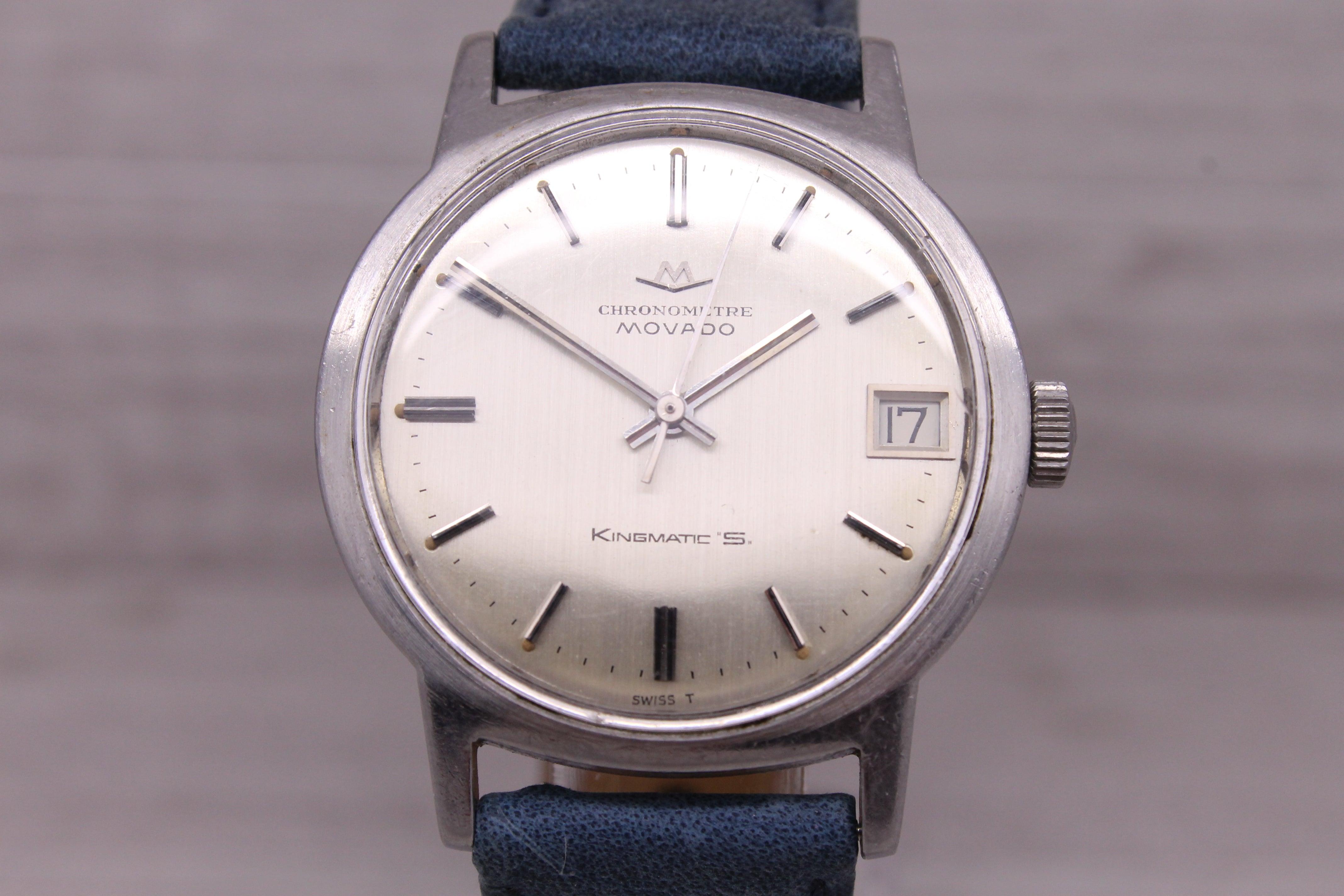 Light Slate Gray Vintage 1960’s Movado Kingmatic Chronometer Mens 34mm Steel Automatic Watch