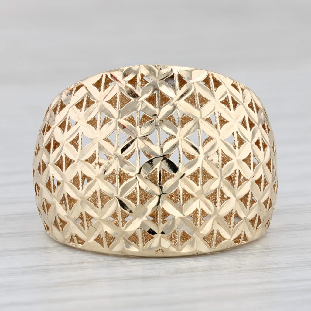 Light Gray Lattice Work Pierced Ring 14k Yellow Gold Size 6.25 Statement