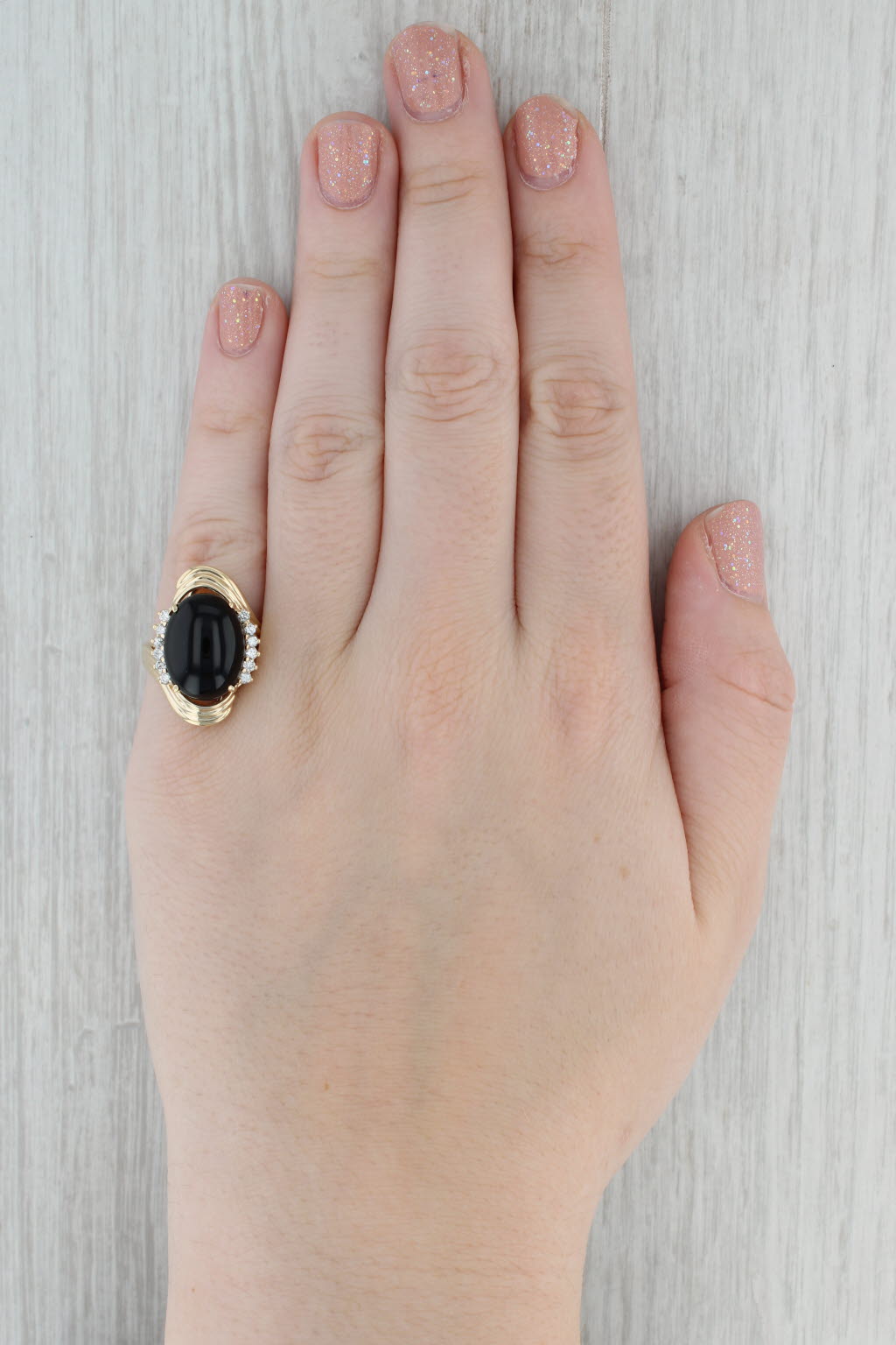 Gray Oval Onyx Cabochon 0.28ctw Diamond Ring 14k Yellow Gold Size 6.5