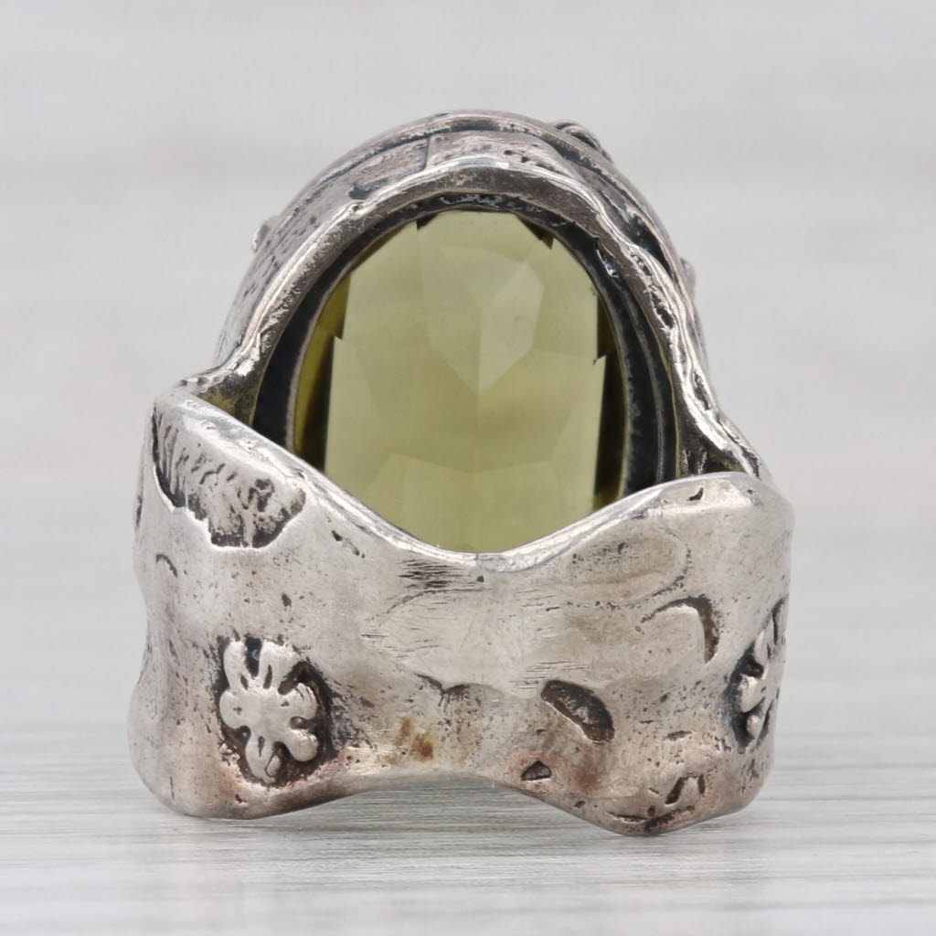 Light Gray Silpada Olivine Green Swarovski Crystal Ring Sterling Silver R1883 Size 7
