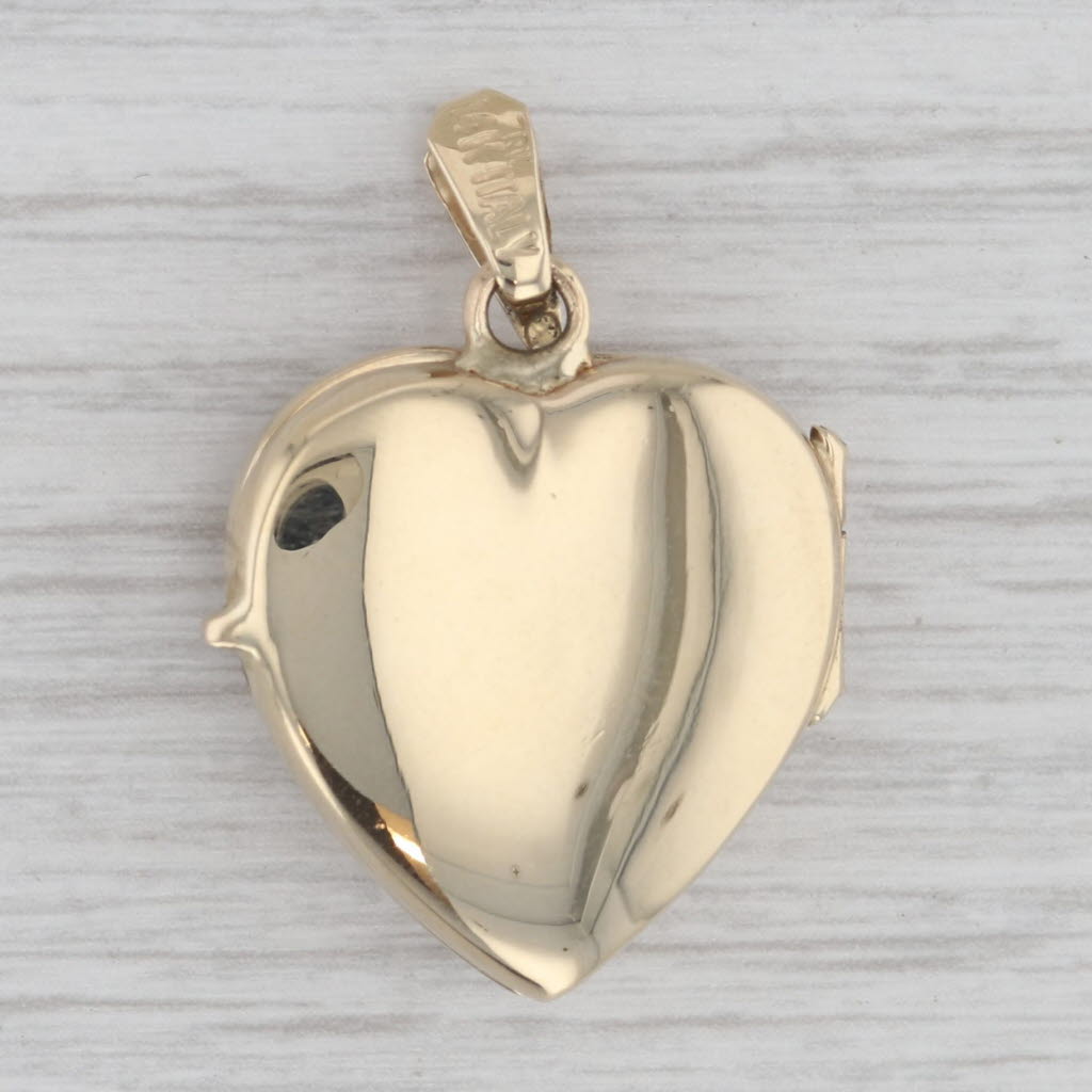 Gray Vintage Cultured Pearl Cluster Heart Picture Locket Pendant 14k Gold Engravable