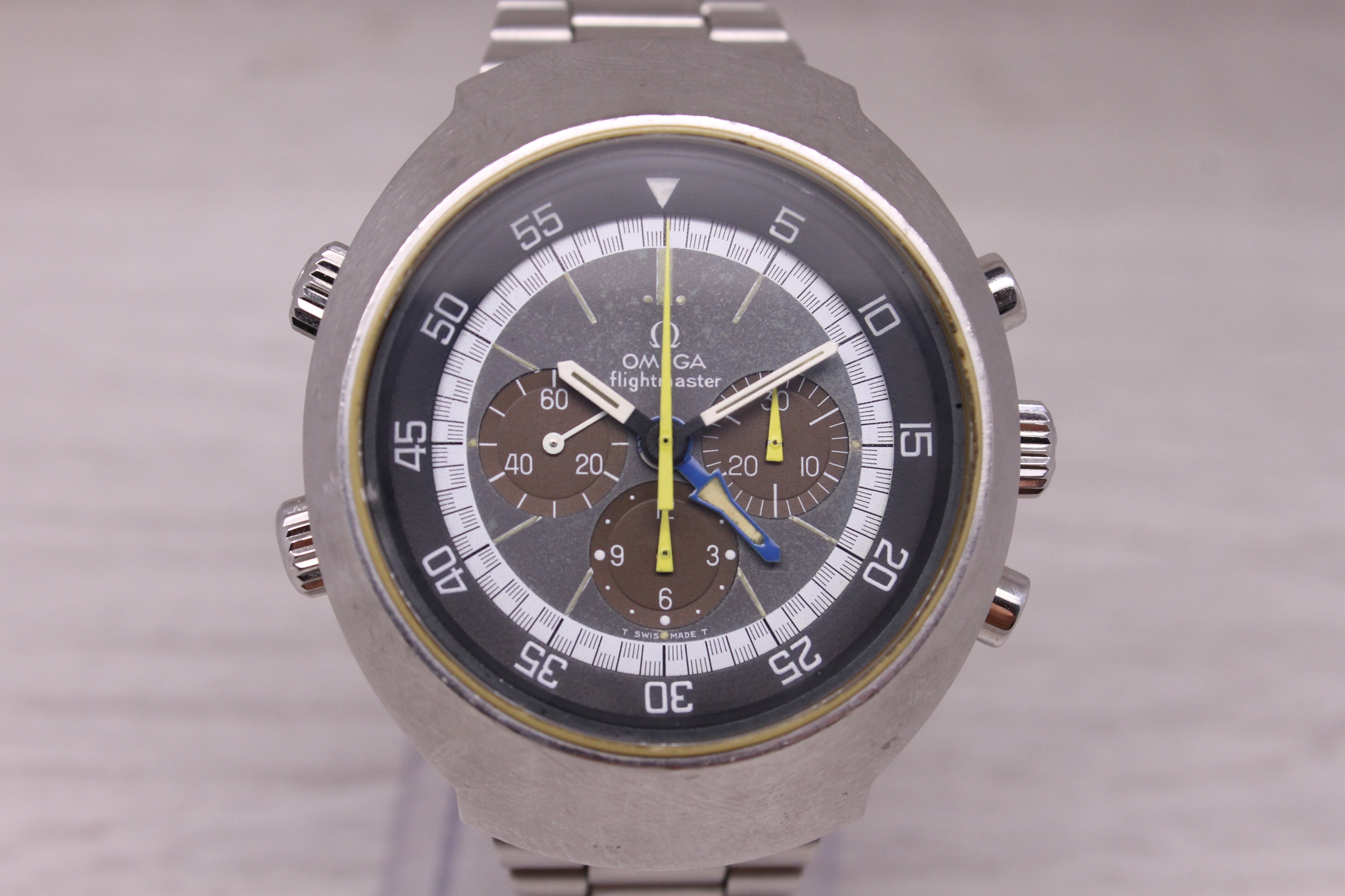 Vintage c.1972 Omega Flightmaster Mens Steel 43mm Chronograph GMT Watch c.911