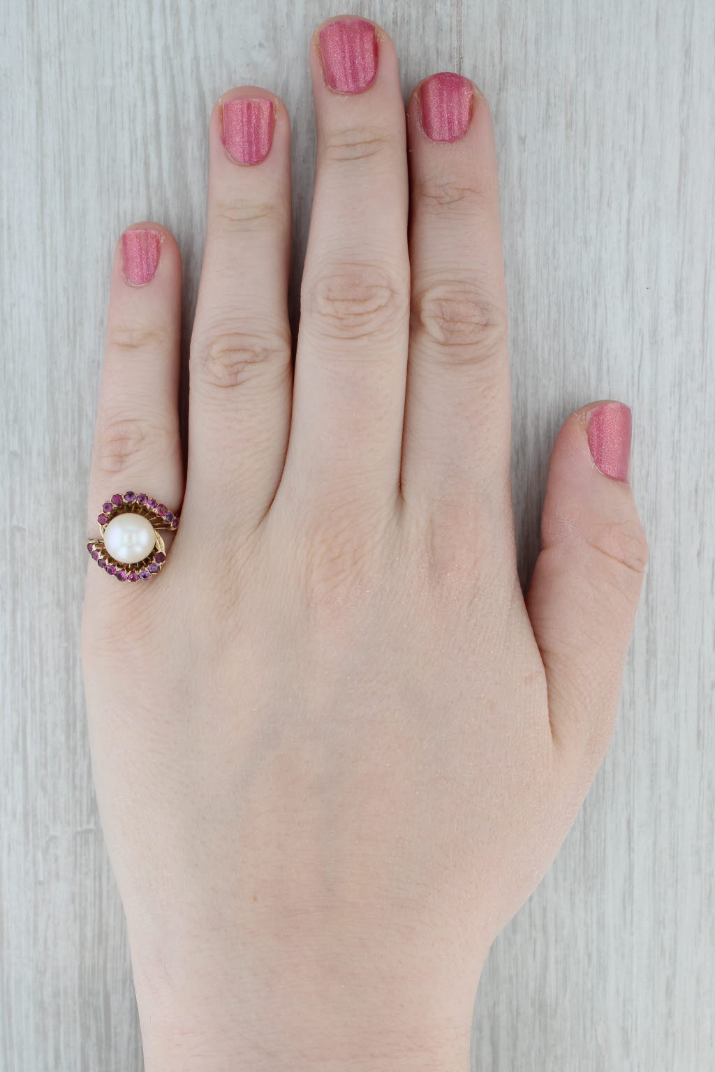 Gray Retro Cultured Pearl Ruby Ring 14k Yellow Gold Size 7.25 Cocktail