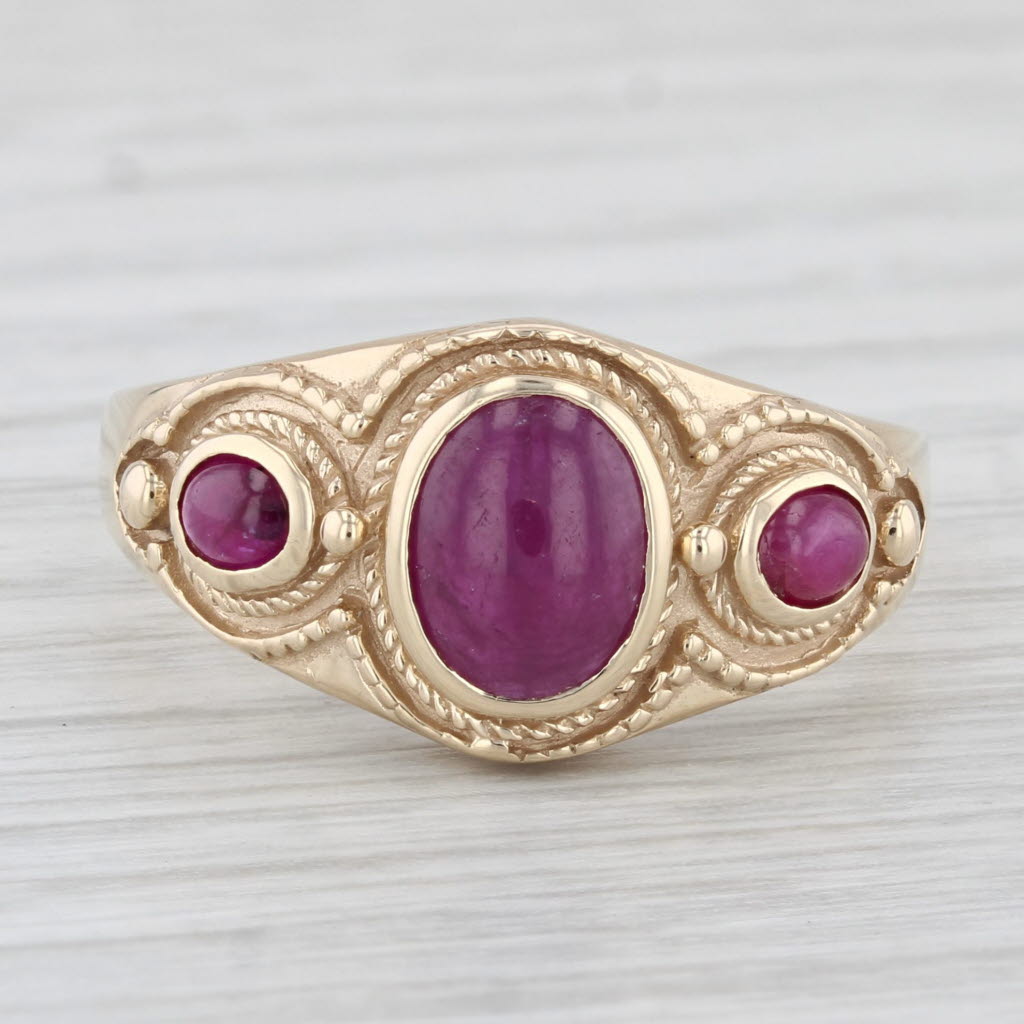 Light Gray Oval Ruby Cabochon Ring 10k Yellow Gold Size 10