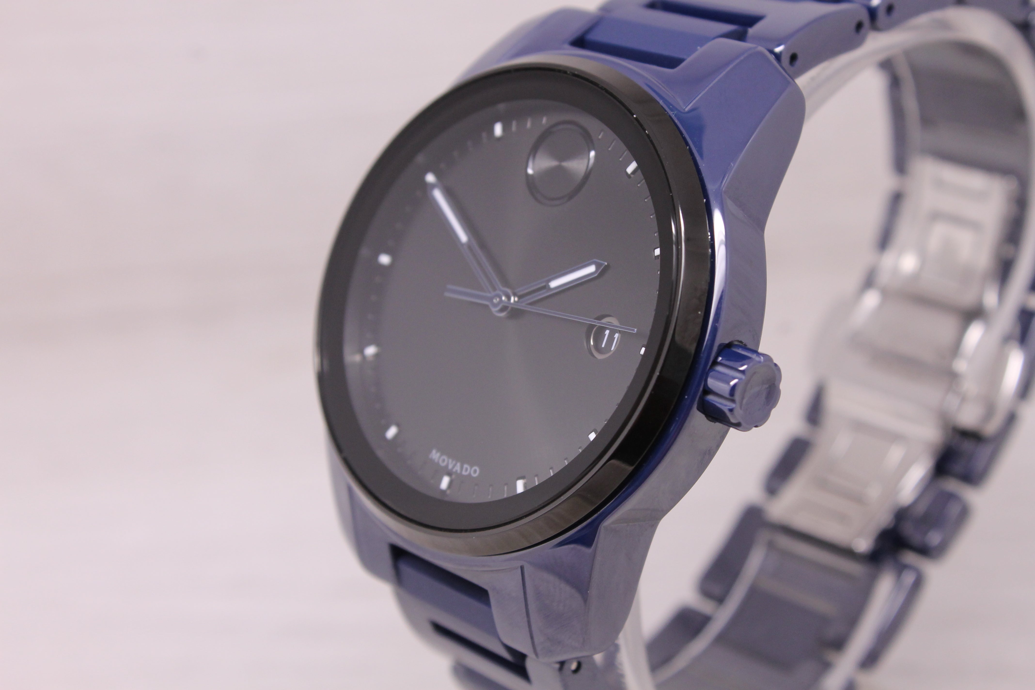Movado Bold Verso 42mm Quartz Watch Blue IP Stainless Steel Date Swiss 3600862
