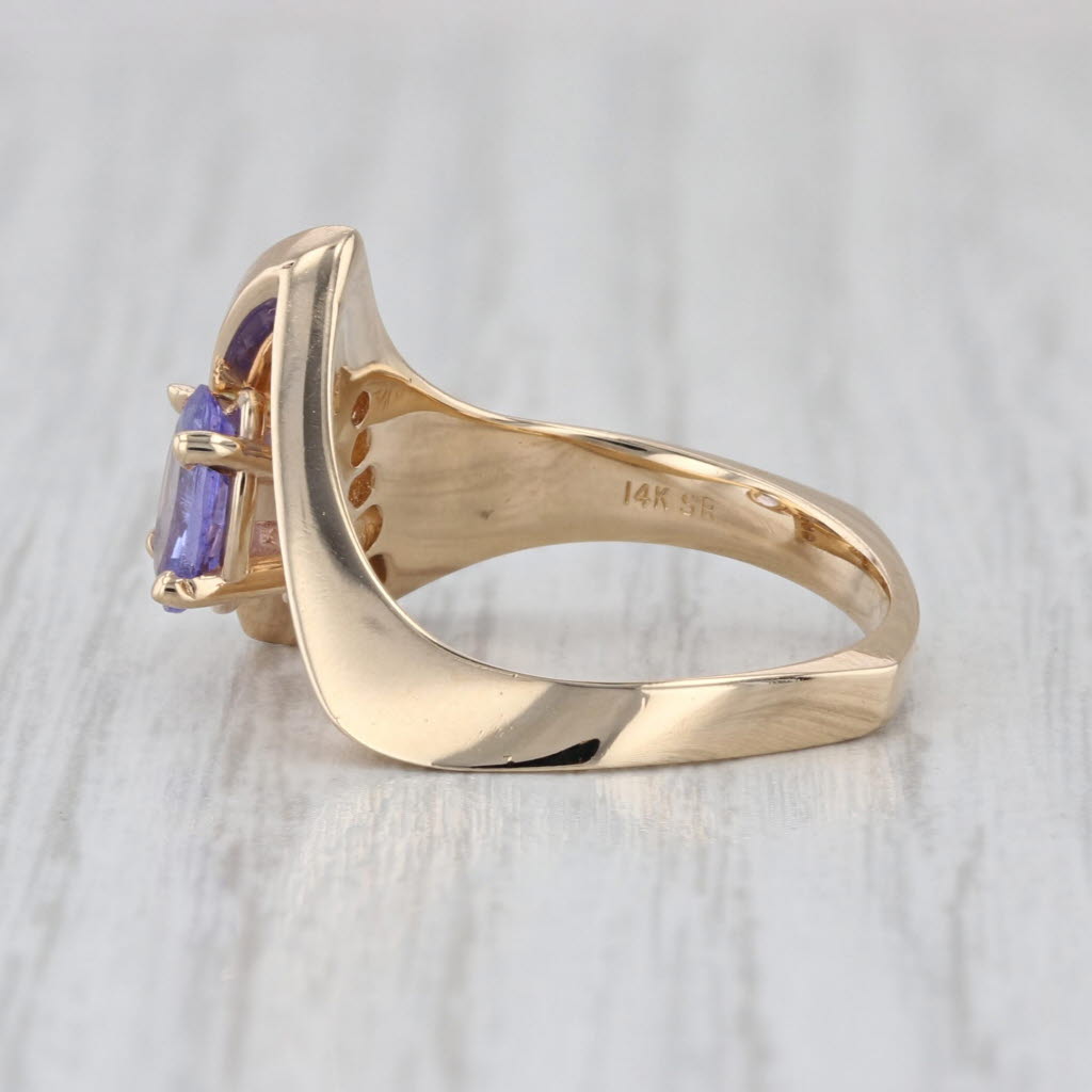 0.75ctw Tanzanite Diamond Contoured V Ring 14k Yellow Gold Size 6.5