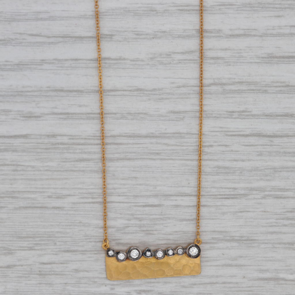 Gray 0.25ctw Diamond Hammered Pendant Necklace 14k Yellow Gold Adjustable Cable Chain