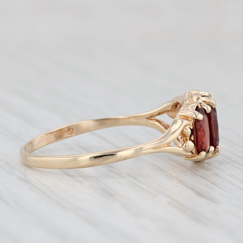 Light Gray 2.06ctw Oval 3-Stone Garnet Ring 10k Yellow Gold Size 9.5