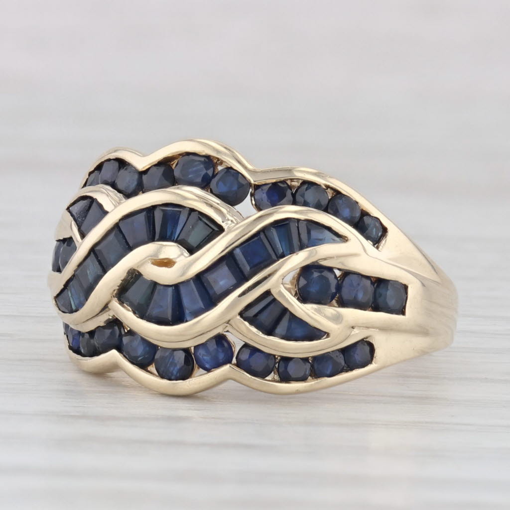 Light Gray 2.25ctw Blue Sapphire Knot Ring 10k Yellow Gold Size 7.25