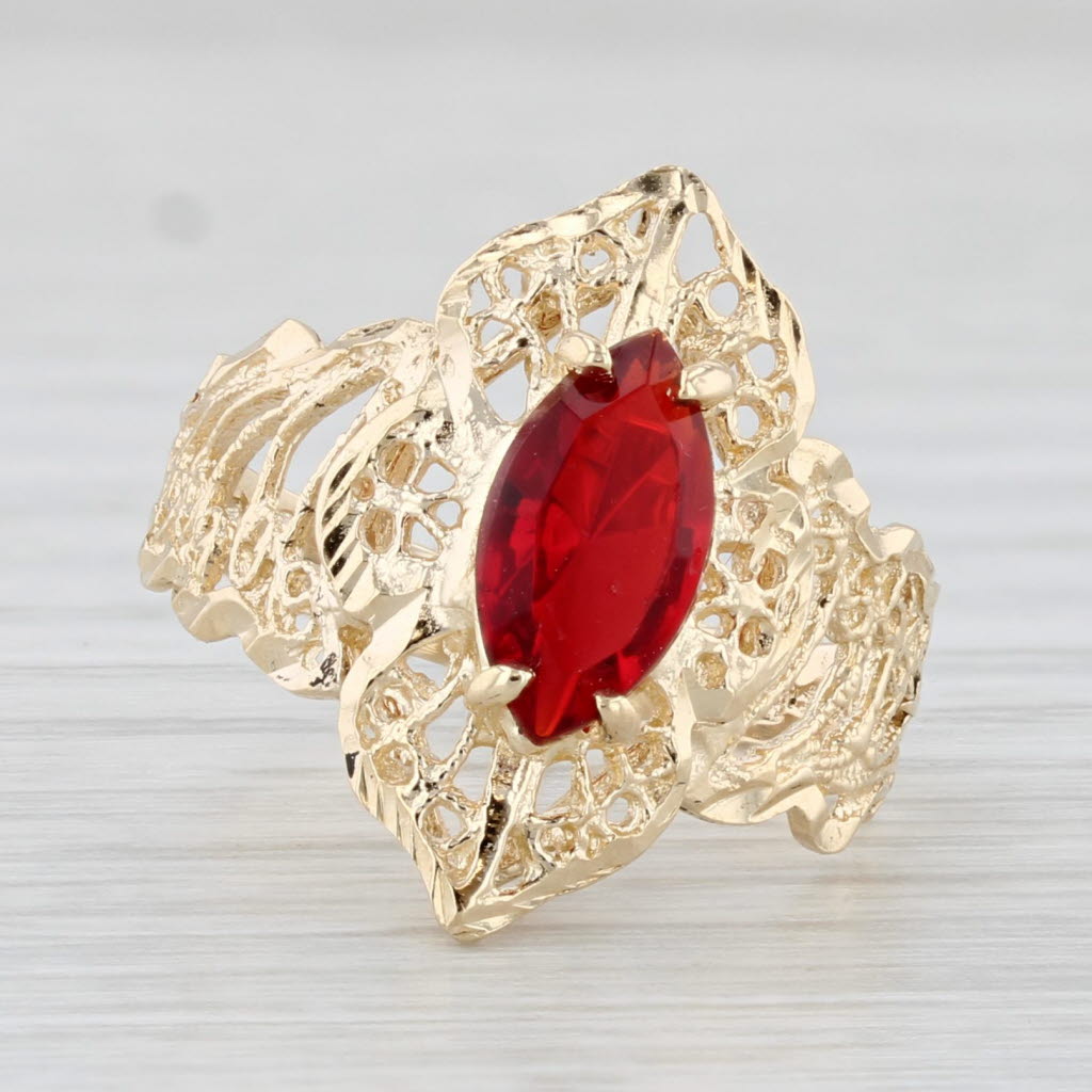 Light Gray Red Glass Marquise Solitaire Ring 14k Yellow Gold Ornate Filigree Size 6.5