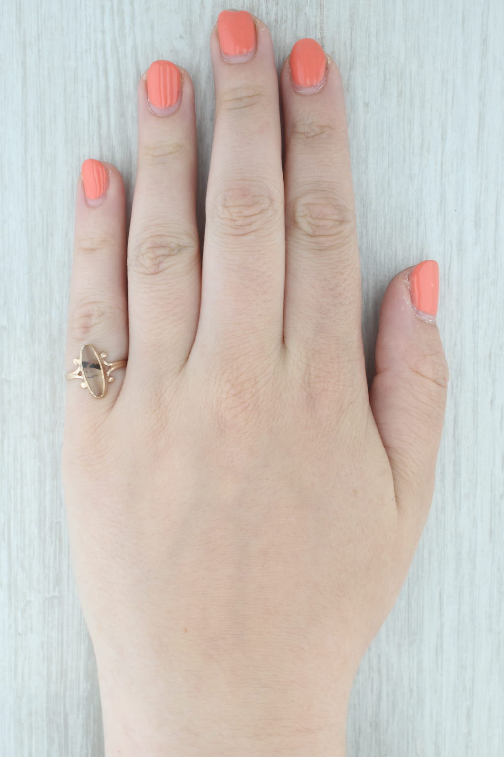 Vintage Agate Oval Cabochon Solitaire Ring 10k Yellow Gold Size 6.5