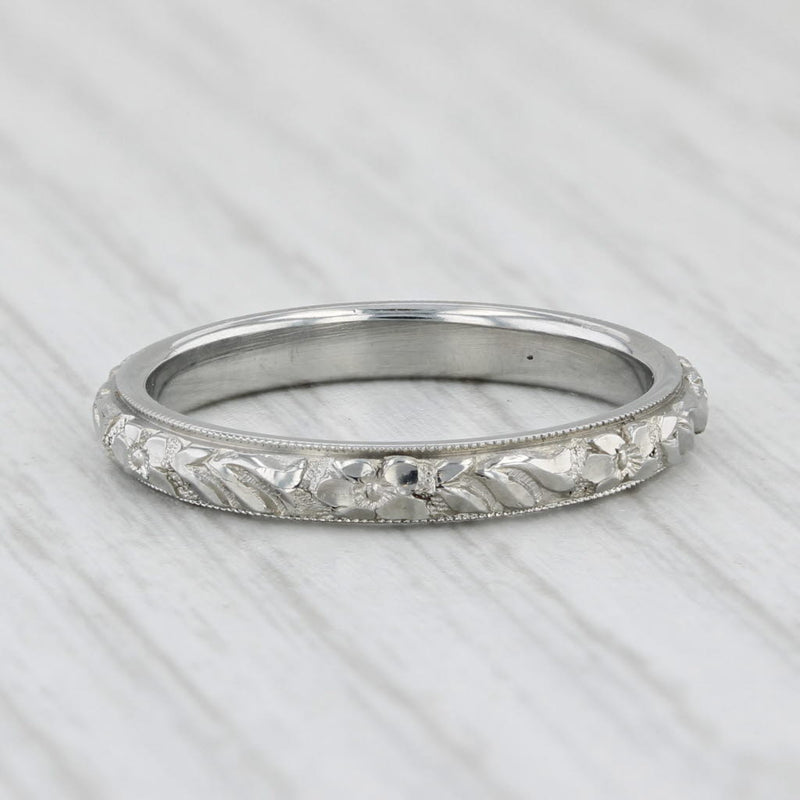 Light Gray Art Deco Floral Women's Wedding Band 18k White Gold Size 6.5 Stackable Ring