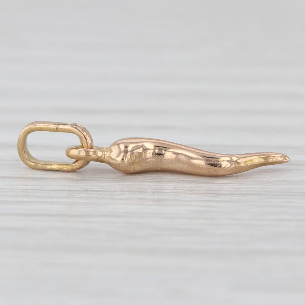 Small Italian Horn Pendant 18k Yellow Gold Good Luck Talisman Charm