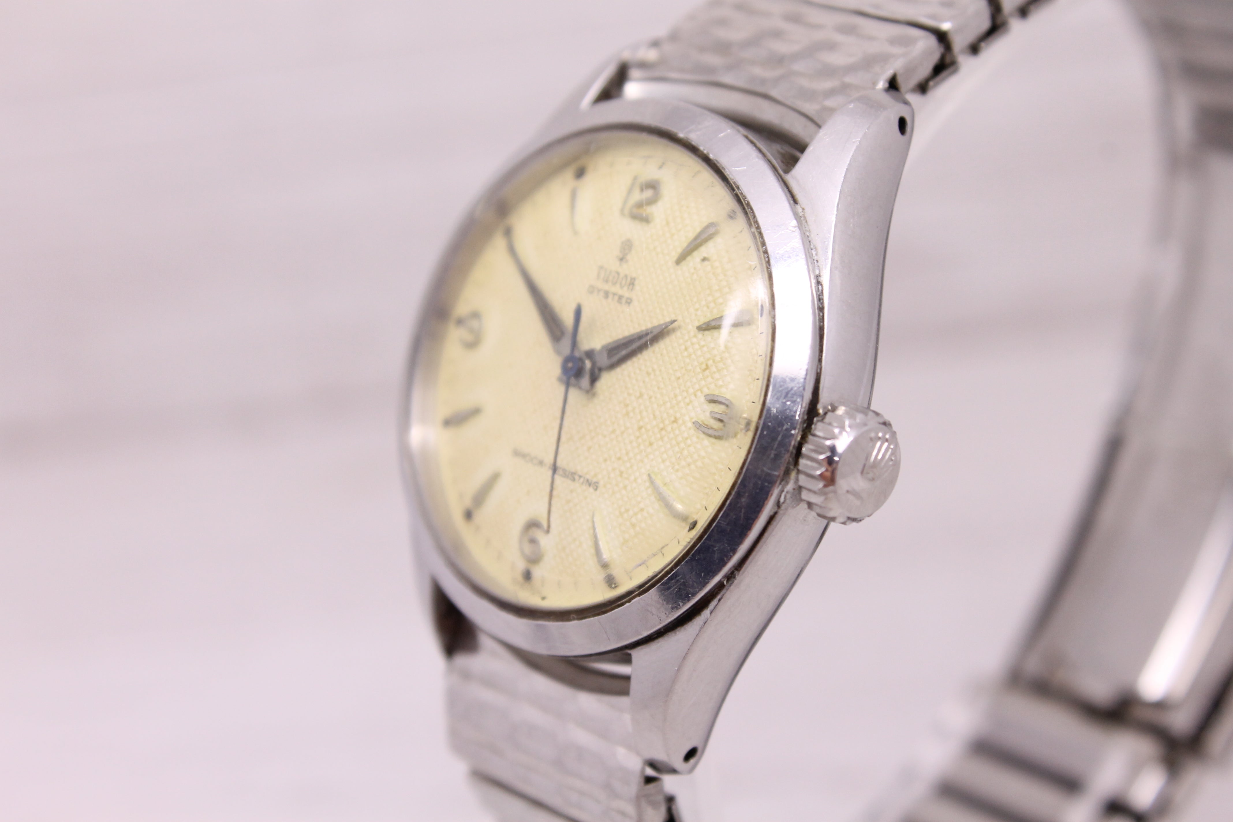 Thistle Vintage 1950's Tudor Oyster ref.7903 32mm Steel Mens Manual Watch Waffle Dial