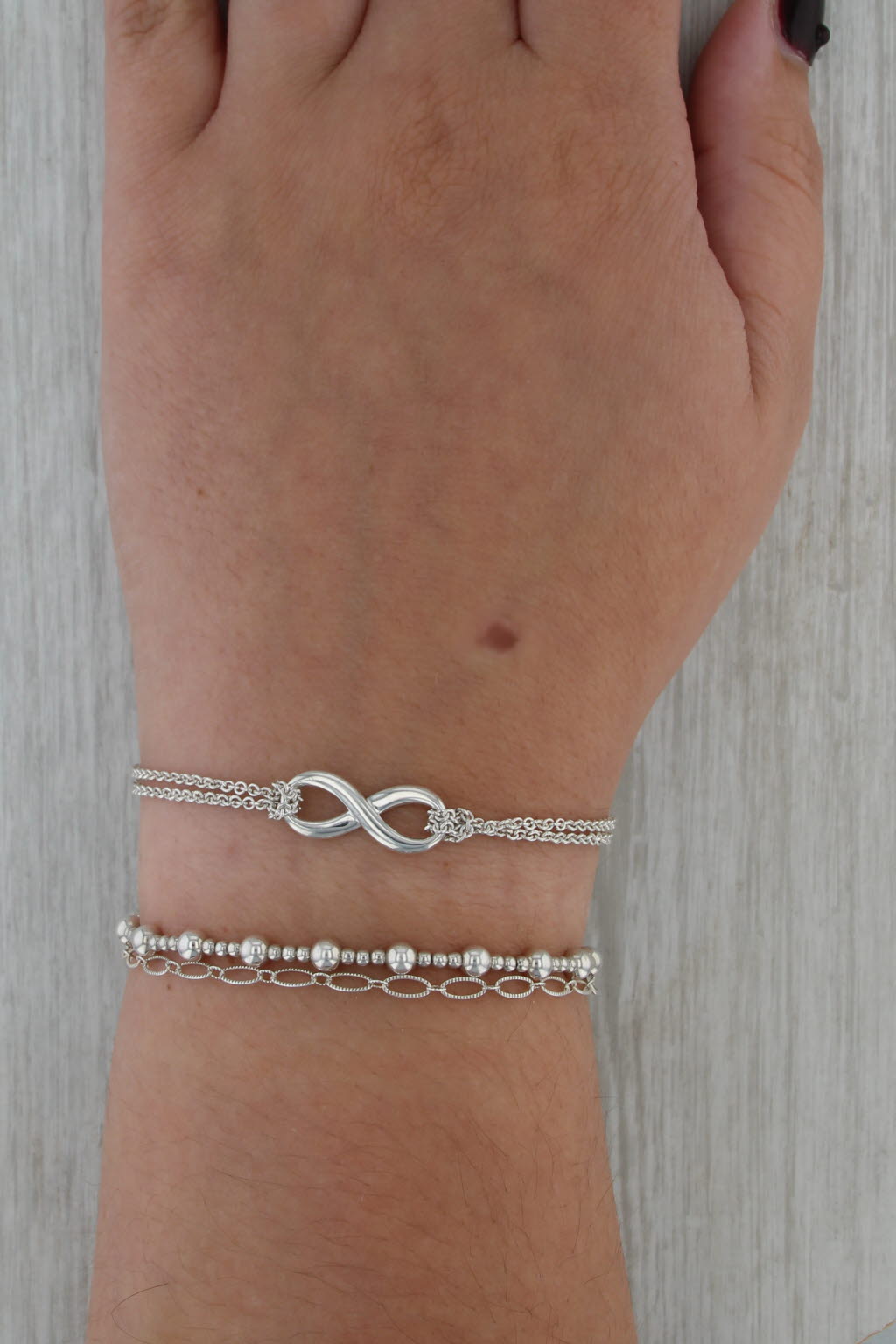 Tiffany & Co Infininity Knot 2-Chain Bracelet w/ Box Pouch Sterling Silver 6.75"